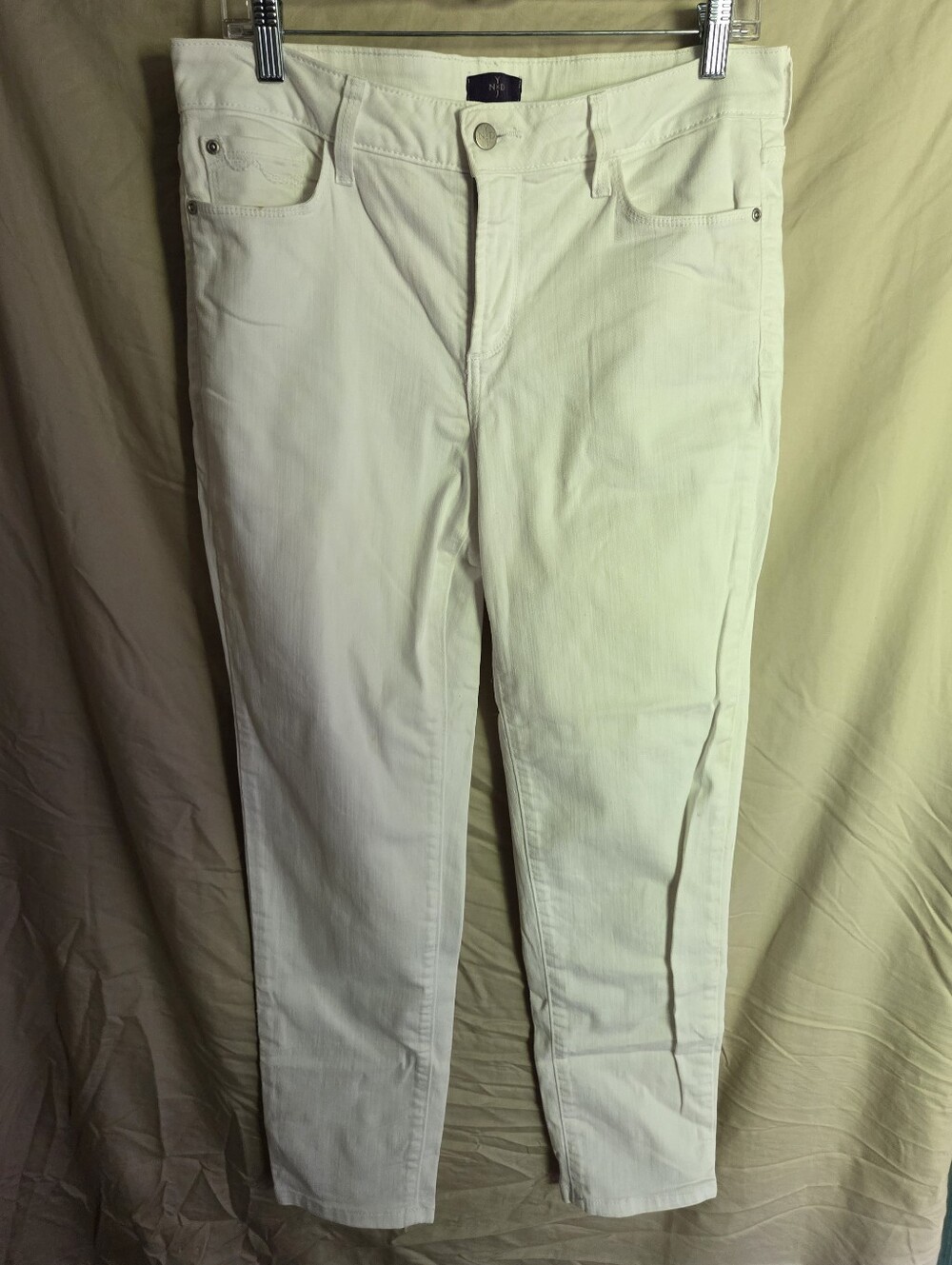 NYDJ White Straight Jeans with Branded Silver Button